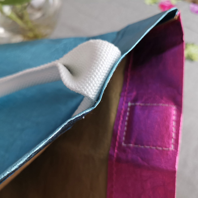 Sac à main pour professionnels en bleu et rouge rose