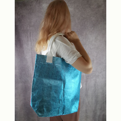 Sac à main pour professionnels en bleu et rouge rose